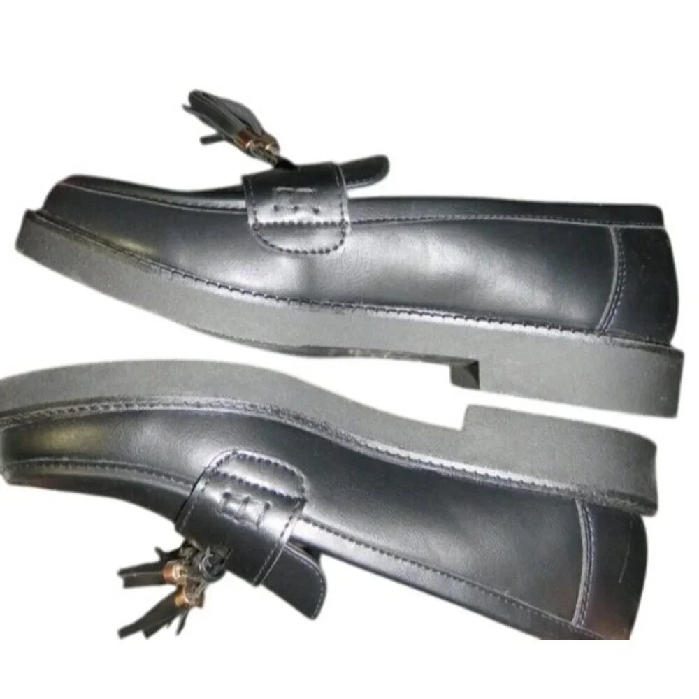 Justfab Georgie Black Vegan Leather Tassel Embellished Kiltie Style Loafers sz 8